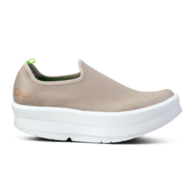 OOFOS OOmega eeZee Low Recovery Shoe, Nomad - Womenâ€™s Size 5 - Image 4