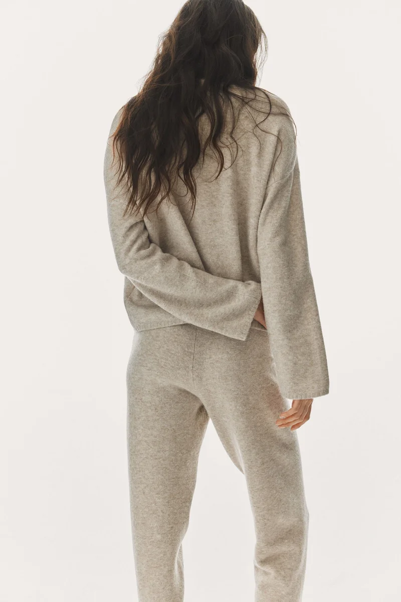 اتش اند ام كنزة