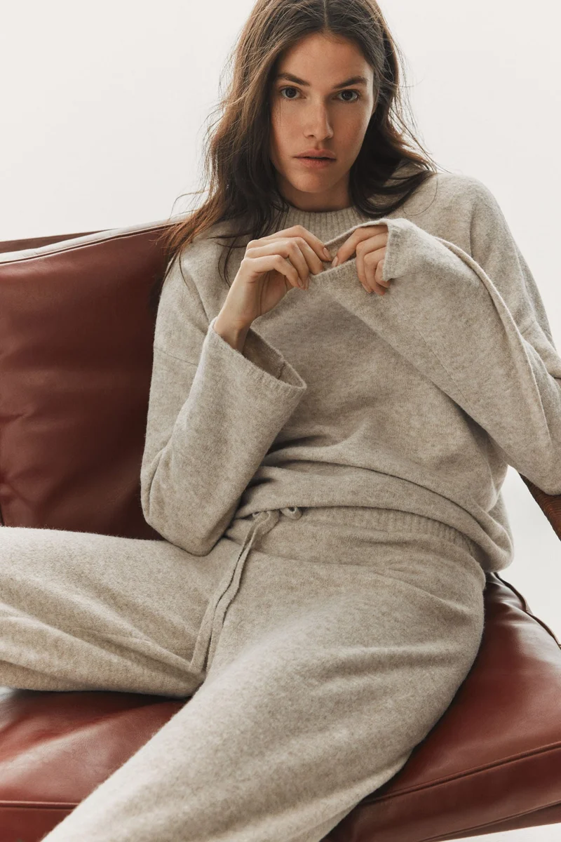 اتش اند ام كنزة