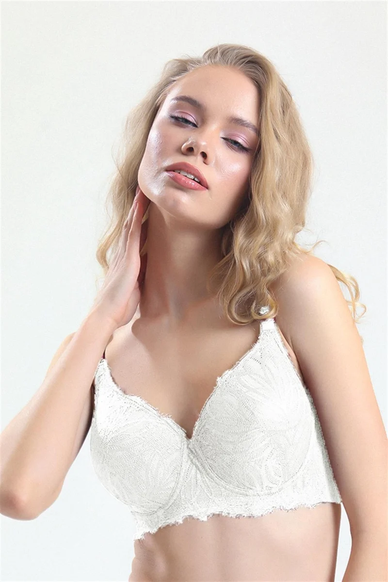 ماجيك فورم 5685 - Lace Sponge Plus Size Minimizer Bra