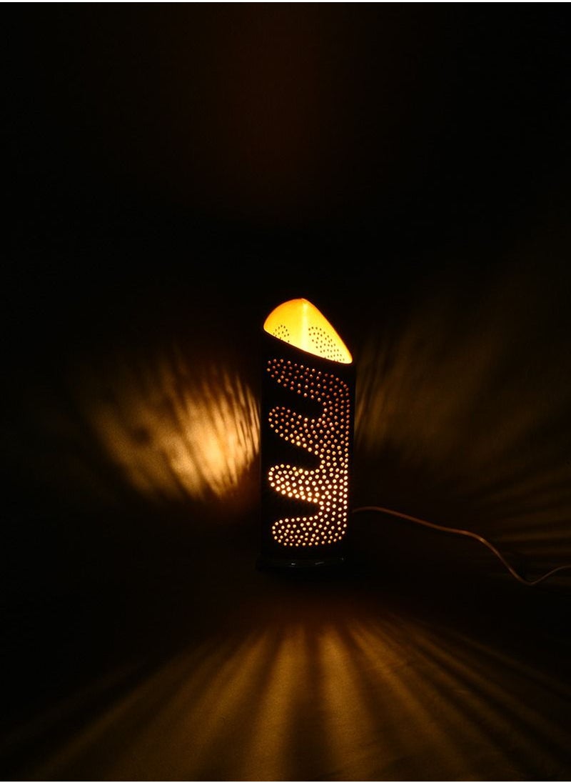N & H Handcrafted Terracotta Trigo Table Lamp  - Image 2