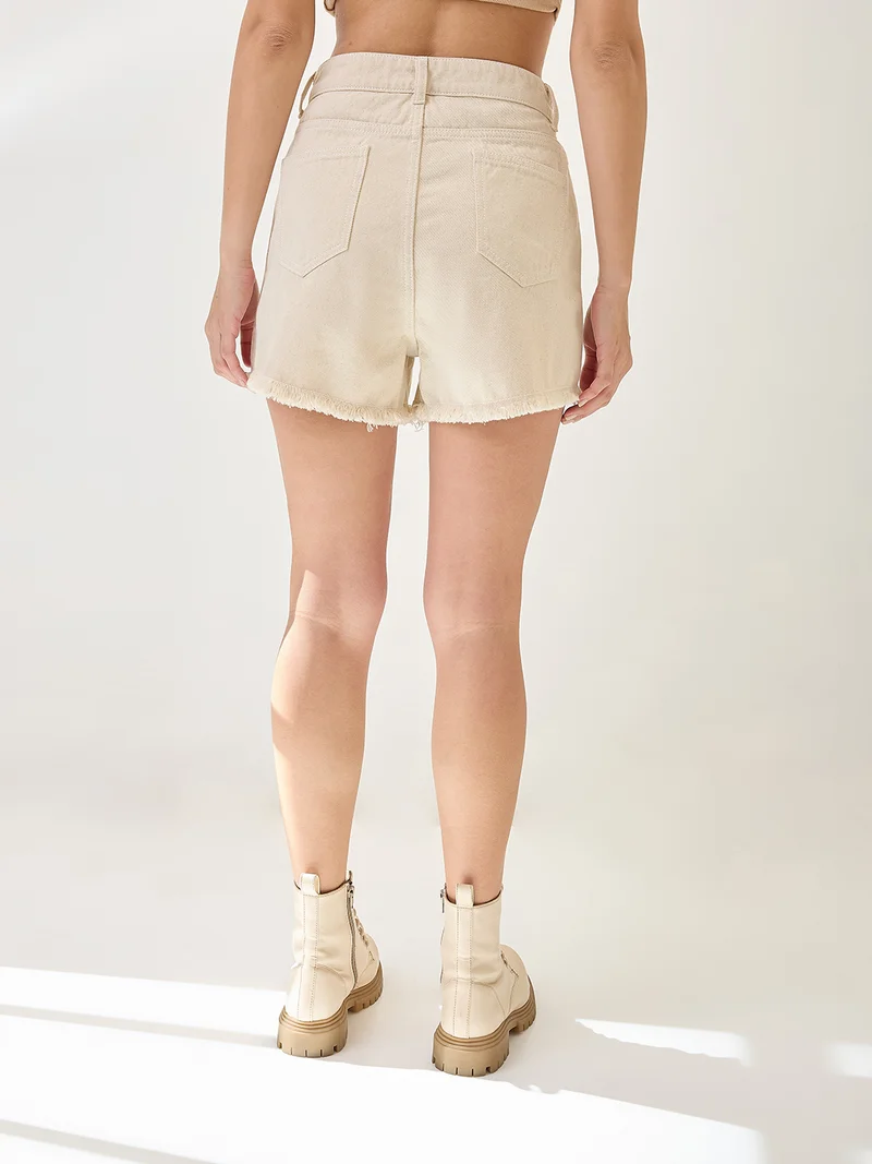 globus Women Slim Fit Mid-Rise Frayed Hem Denim Shorts