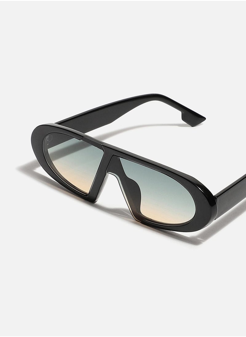 Haute Sauce Black Oversized Sunglass  - Image 4