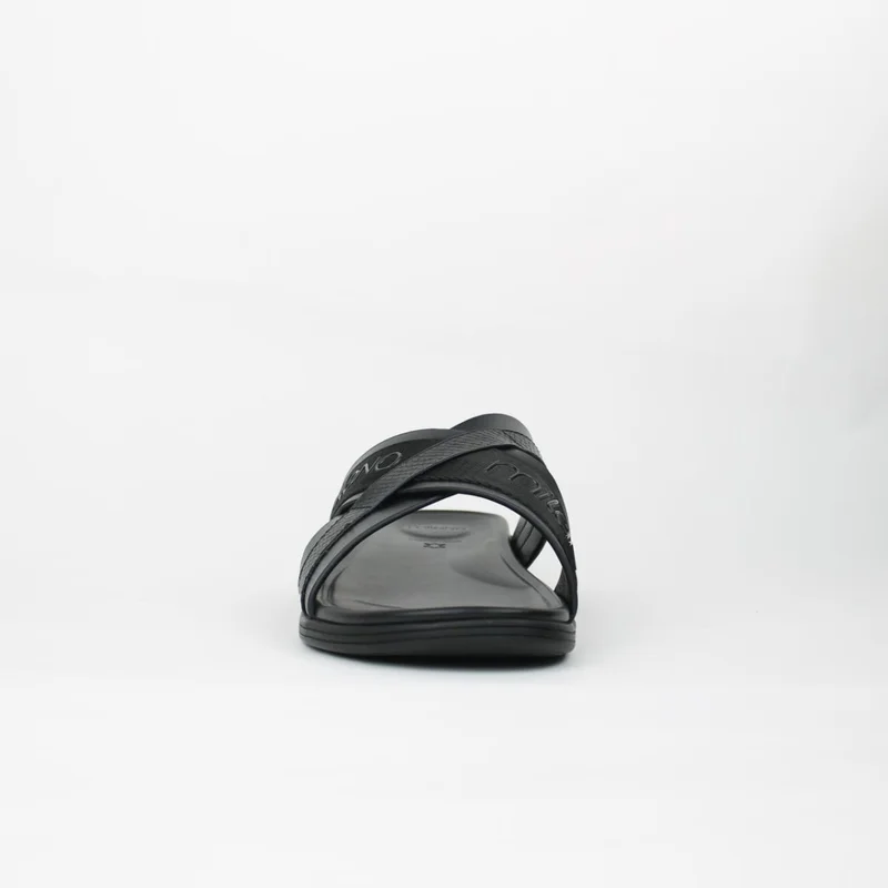 milano HALSTON Flat Sandals