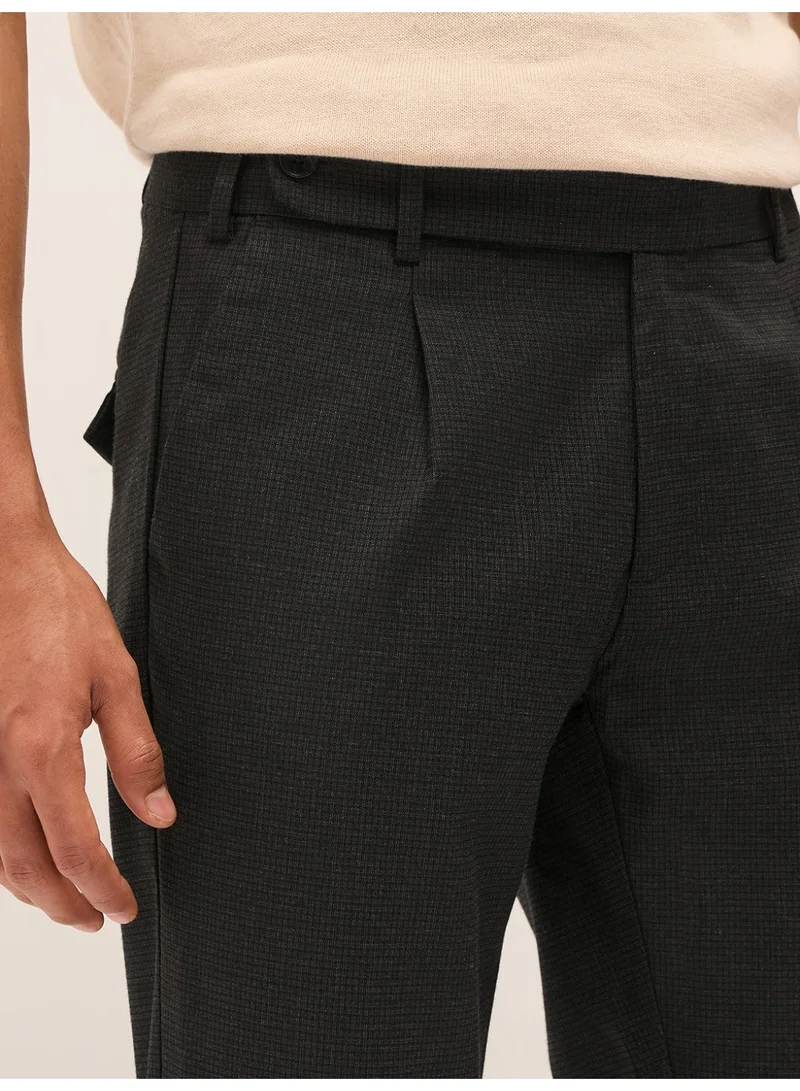 The Bear House  Men’s formal trouser for everyday wear, smart, stylish and comfortable bottom wear for office, business meetings and formal occasions, perfect choice to elevate your professional look for Men | Best Price UAE