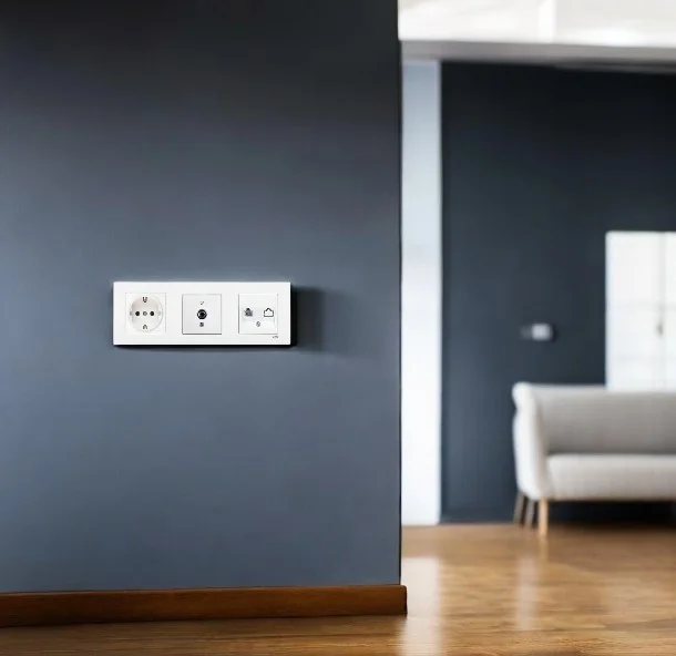 Viko Karre White Set of 3 Grounded Socket, F Connector and Numeris Cat3 Telephone Socket Set