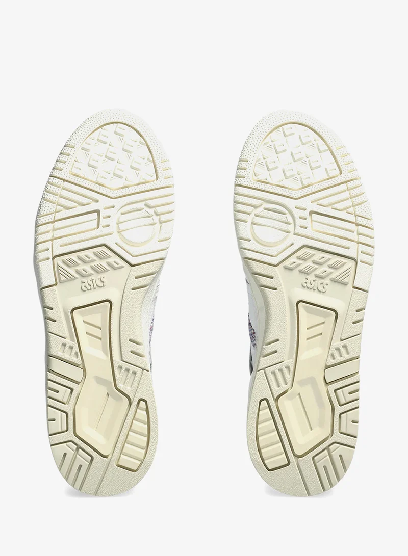 اسيكس أحذية