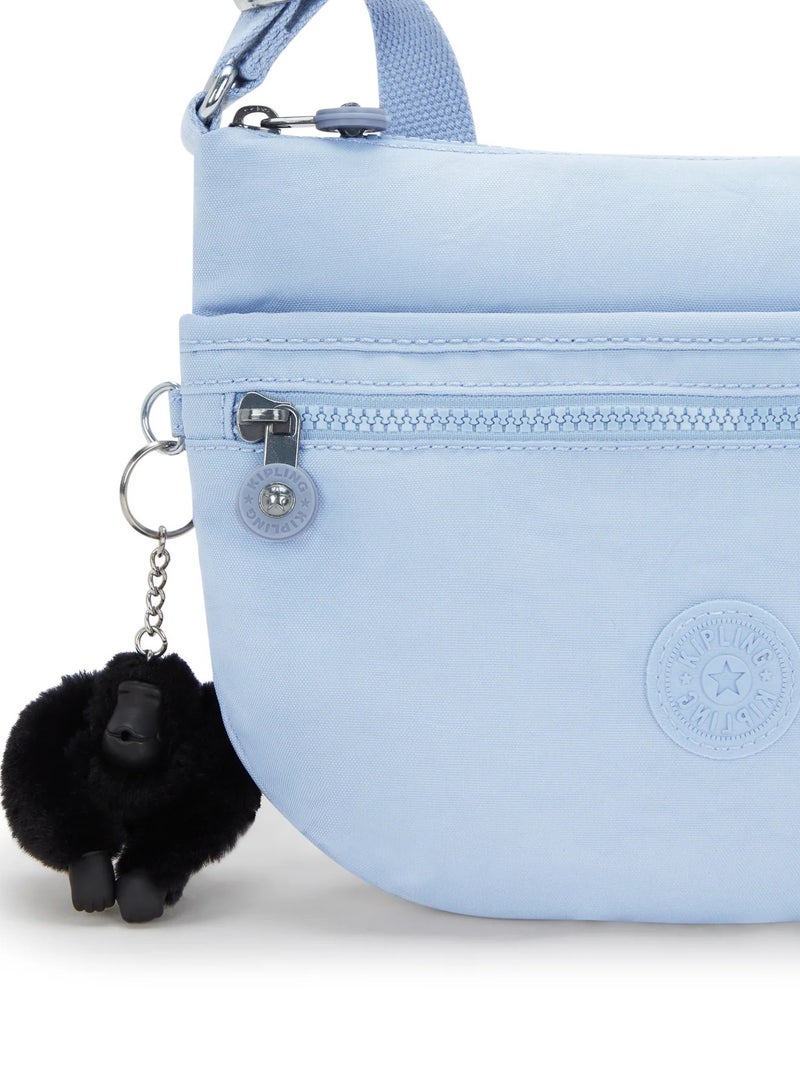 كيبلينغ حقيبة كروس بودي نسائية صغيرة آرتو إس - أزرق سماوي غائم - Image 5