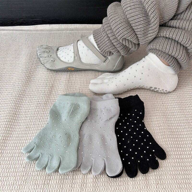 Women's Yoga Pilates Toe Socks Non-Slip Silicone - Image 2