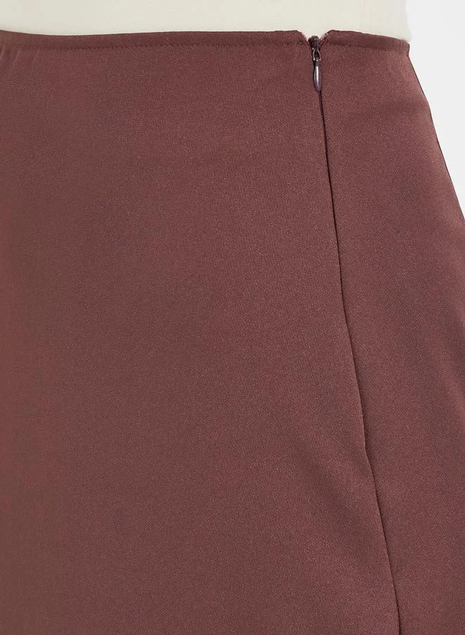Styli Solid Straight Fit Midi Skirt with Concealed Zip