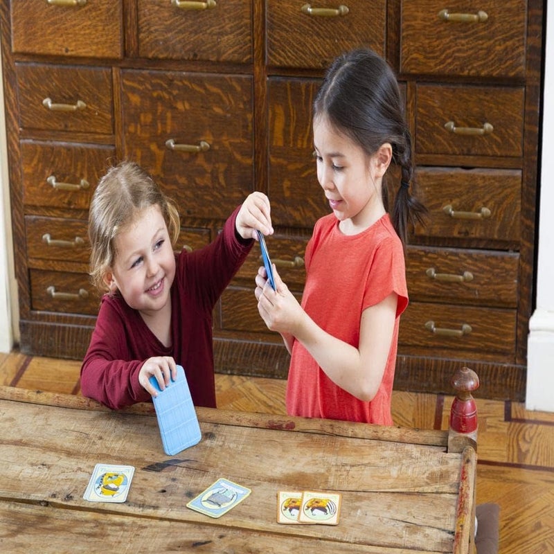 eeboo : Animal Old Maid, Playing Card Game for Kids, Cards are Durable, Easy to Understand Instructions Included, for Ages 5 and up - Image 5