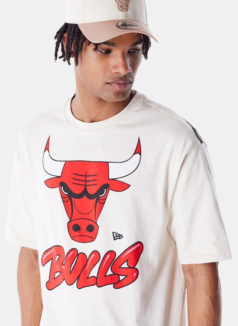 نيو ايرا Men's NBA Chicago Bulls Wordmark T-Shirt