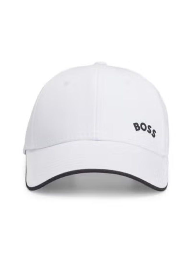 BOSS قبعة بوس البيضاء بتباين الحواف: نظيفة - إحساس أنيق بالشعار - Image 2