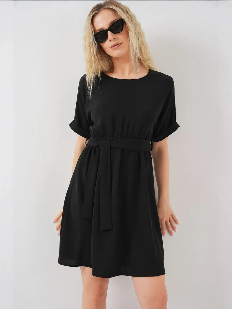 بيغ دارت فستان قصير بربطة فيونكة