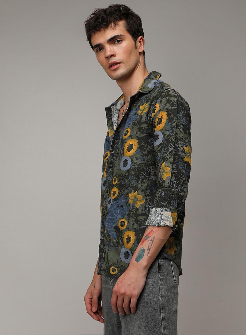 Campus Sutra Campus Sutra Men's Multicolour Botanical Abstract Shirt For Casual Wear | Spread Collar | Long Sleeve | Button Closure | Cotton Shirt Crafted With Comfort Fit For Everyday Wear  - Image 3