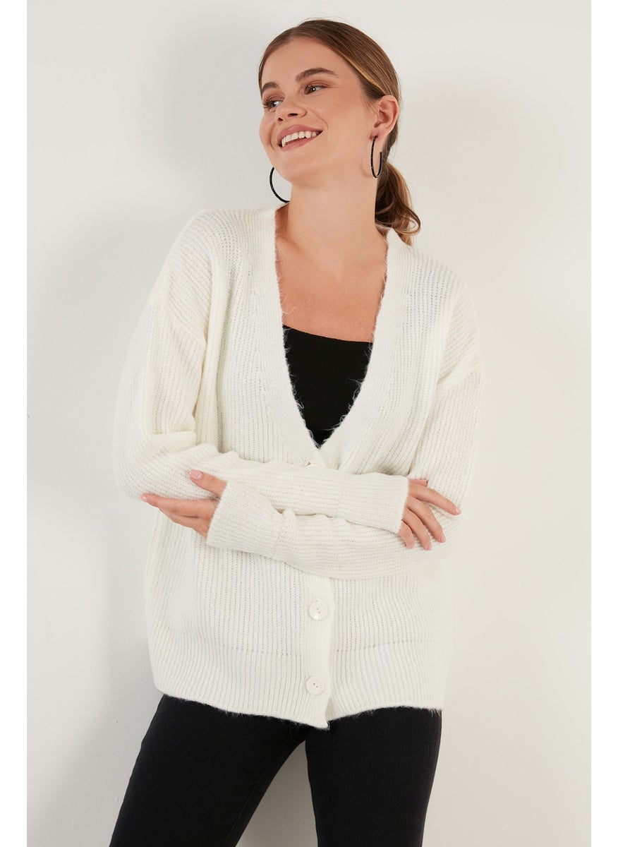 Lela Buttoned V-Neck Knitted Cardigan Women's Cardigan 6310005  - Image 4