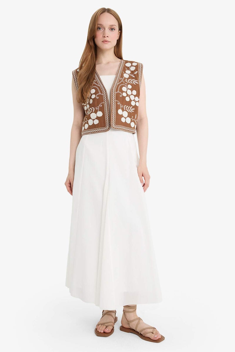 DeFacto V-Neck Muslin Vest - Image 2