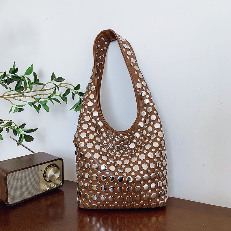 Fashion Handbag For Women 2025 Spring New Casual Bucket Bag Cool Cool Cool Dot Rivet Shoulder Bag - Image 1
