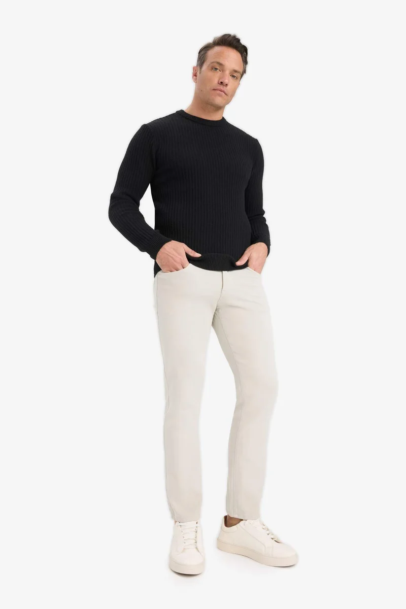 ديفاكتو Standard Fit Crew Neck Knitwear Pullover