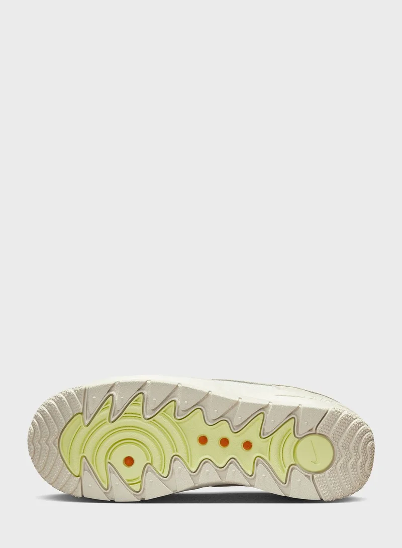 Nike Air Force 1 Wild