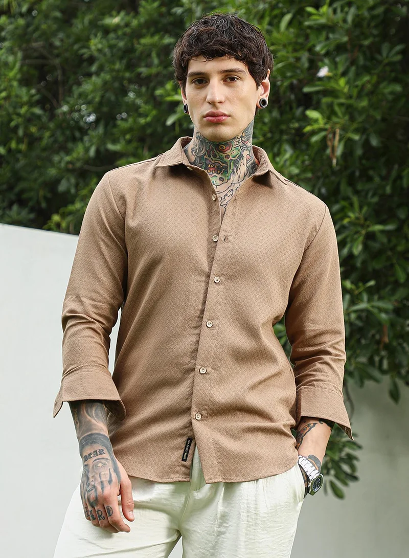 Campus Sutra Men's Beige Textured Cotton Blend Full Sleeve Shirt