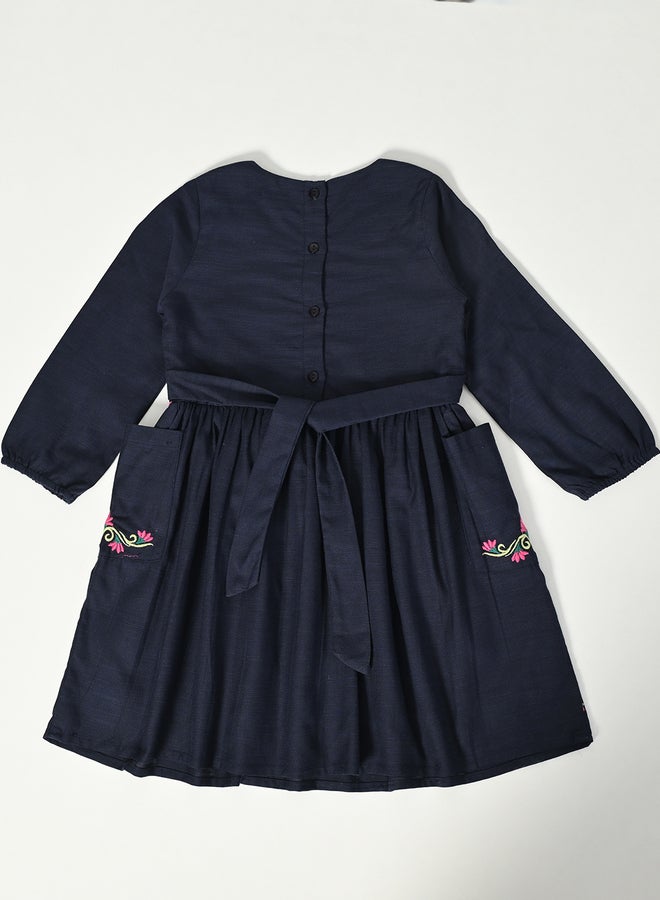 BELLA MODA Floral Embroidered Dress - Image 3