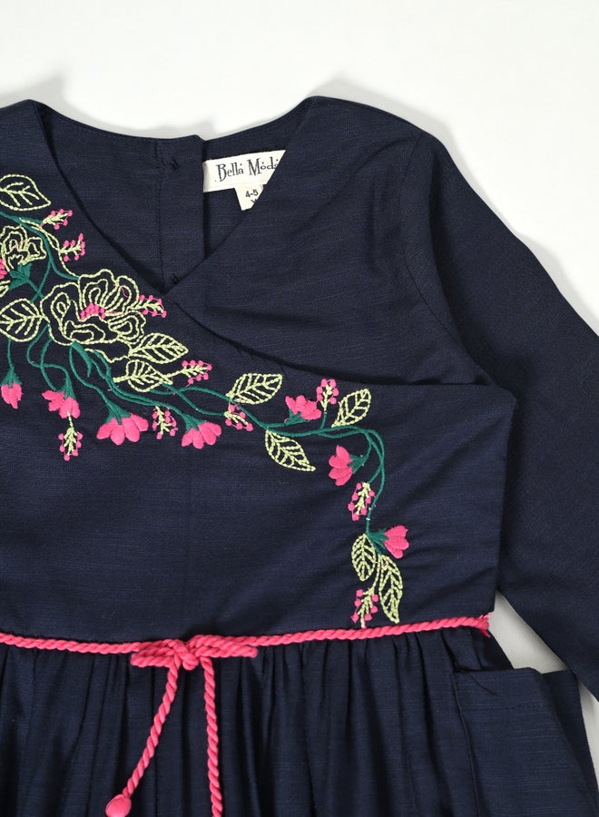 BELLA MODA Floral Embroidered Dress - Image 4