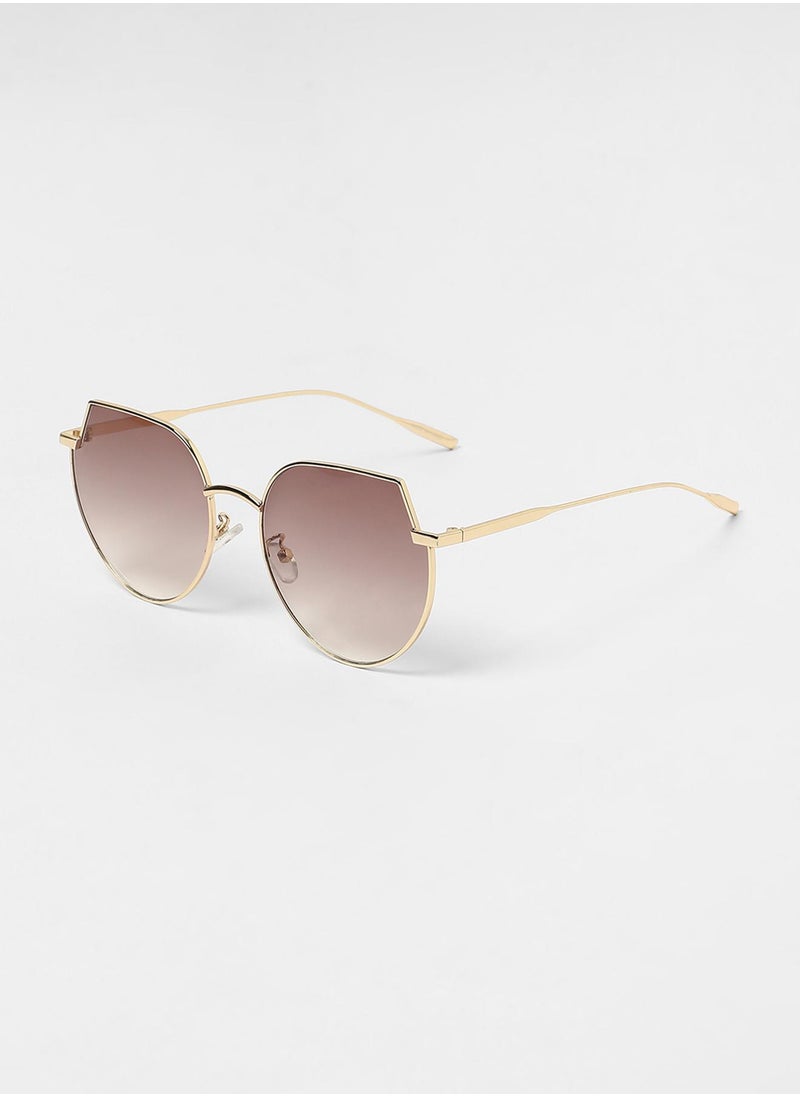 The Curved Cateye Sunglasses - Champayne Gold - pzsku/Z0C4D378A7B8AB353310FZ/45/_/1741336776/954e8ae3-4860-44c3-9465-b5a69830199c