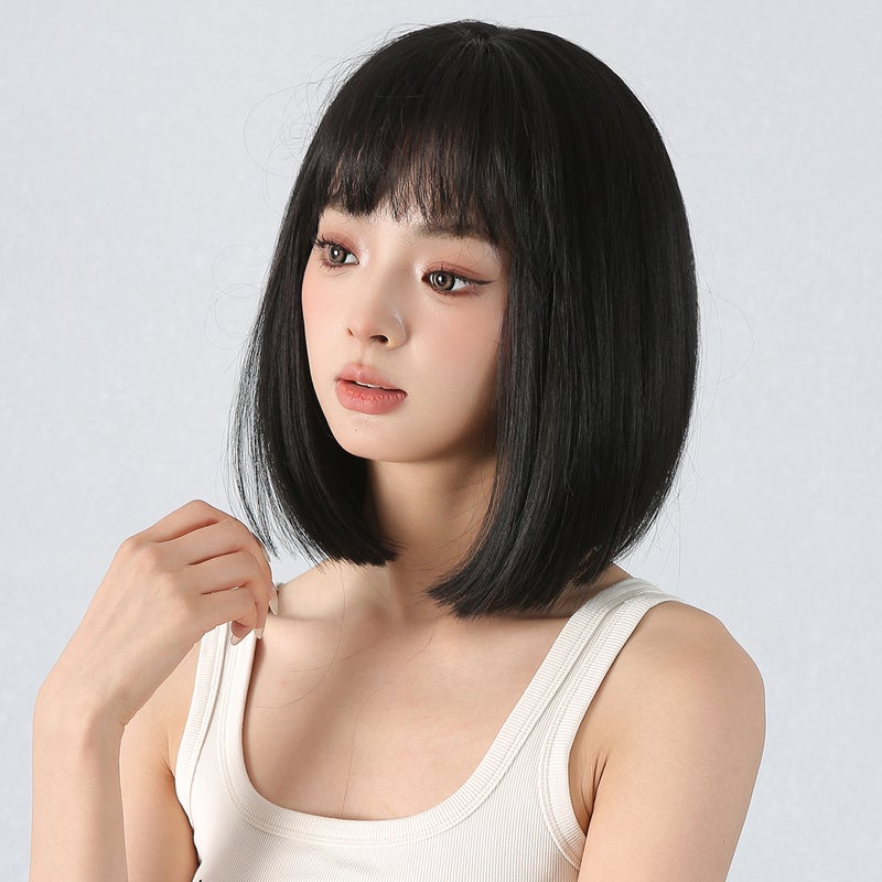 Women's Fashion Wig Cute Bob Wig with Bangs Inward Bob Straight Wig Trendy Ladies' Hair Wig with Hair Net for Women Party Daily Use - Image 4