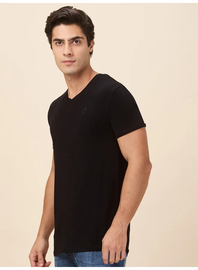بيينغ هيومان Mens Black V Neck Short Sleeve T-Shirt