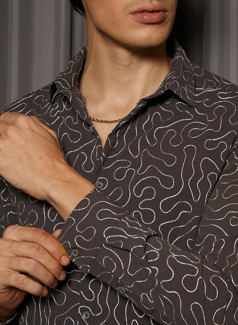 Campus Sutra Men's Charcaoal Black Fluid-Lined Shirt