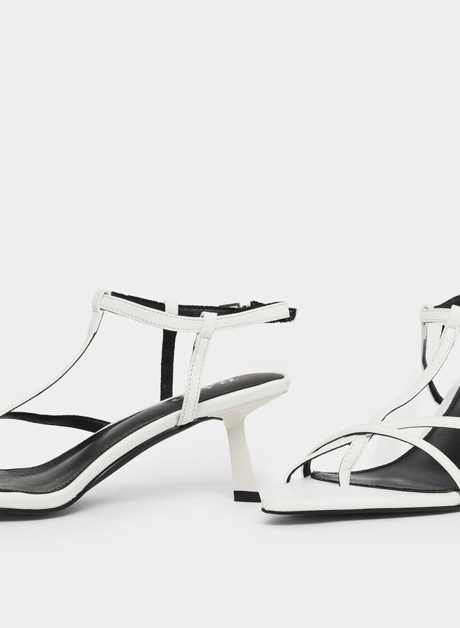 ريد صندل بمقدمة مدببة ورباط - Image 3