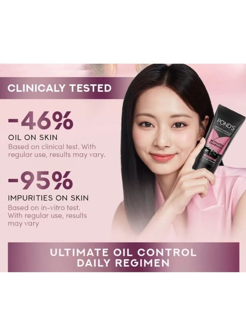 Pond's Bright Miracle Ultimate Oil Control Activated Charcoal Niasorcinol Facial Foam, Deep Cleansing Face Wash, Helps Remove Excess Oil & Impurities, Refreshing Daily Facial Cleanser, 100g - Image 3