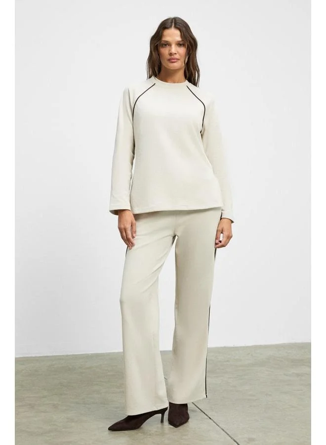 Ethiquet ELSBETH Women's Boat Neck Side Slit Raglan Sleeve Oversize Waist Elastic Pipe Leg Beige Top‑Bottom Set.