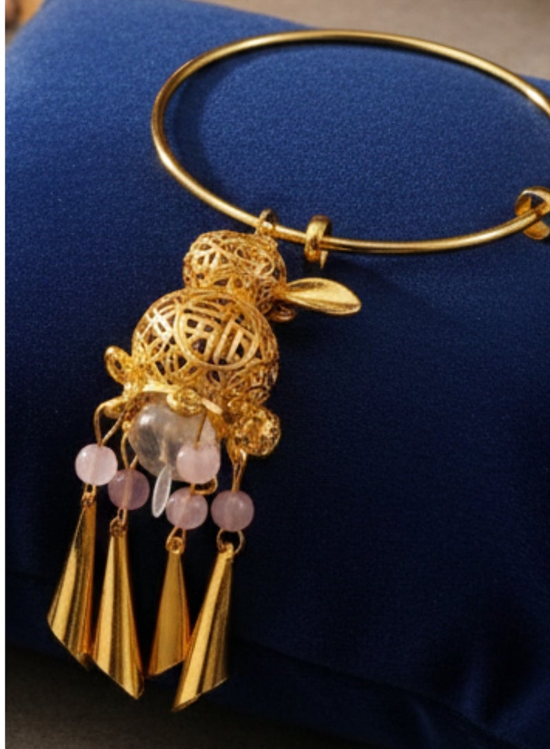 ايه ام سوار بتصميم عتيق، دافئ ومتألق، مناسب لجميع الأعمار، قابل لتعديل المقاس، مصنوع يدويًا بتصميم فانوس قصر من سبيكة معدنية مرصعة، أفضل هدية لرمضان، وارتداء في الأعياد - Image 2