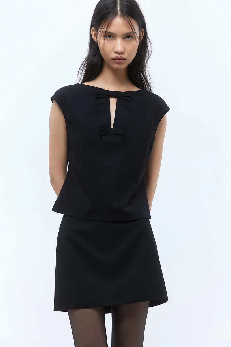 H&M Bow-Front Top