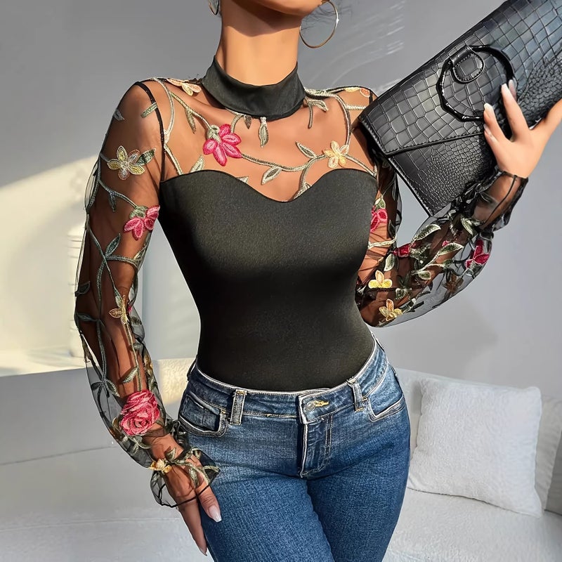 جمبسوت نسائي طويل الأكمام بياقة نصف عالية مع دانتيل وتطريز - Image 3
