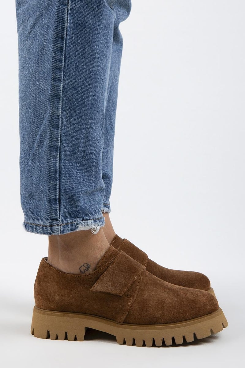 Manijero Mimi Women's Leather Snap-On Tan Suede Shoes  - Image 1