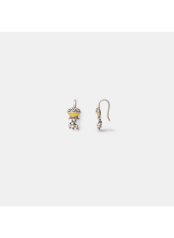 Shaya by CaratLane Kolshi Ear Clips in Oxidised 925 Silver - Image 4