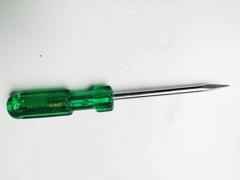 FTE Taparia Puncher / Ice Pick / Piercing Tool / Tochan - Green, Steel, Wood Handle, 18 x 2 x 4 cm - Image 2