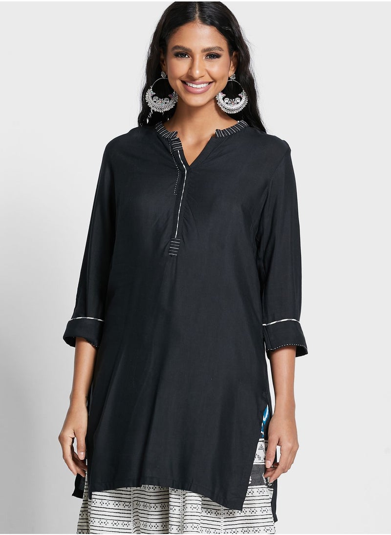 W - Lace Detail Short Kurti - Image 1