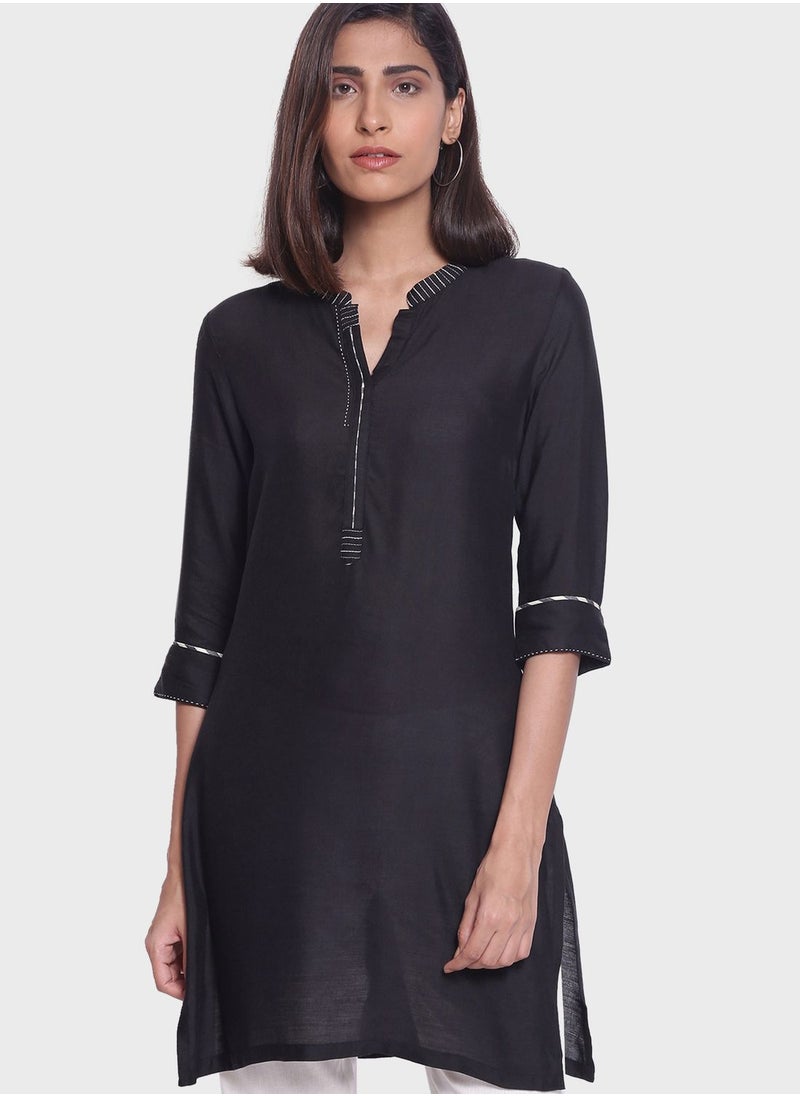 W - Lace Detail Short Kurti - Image 1