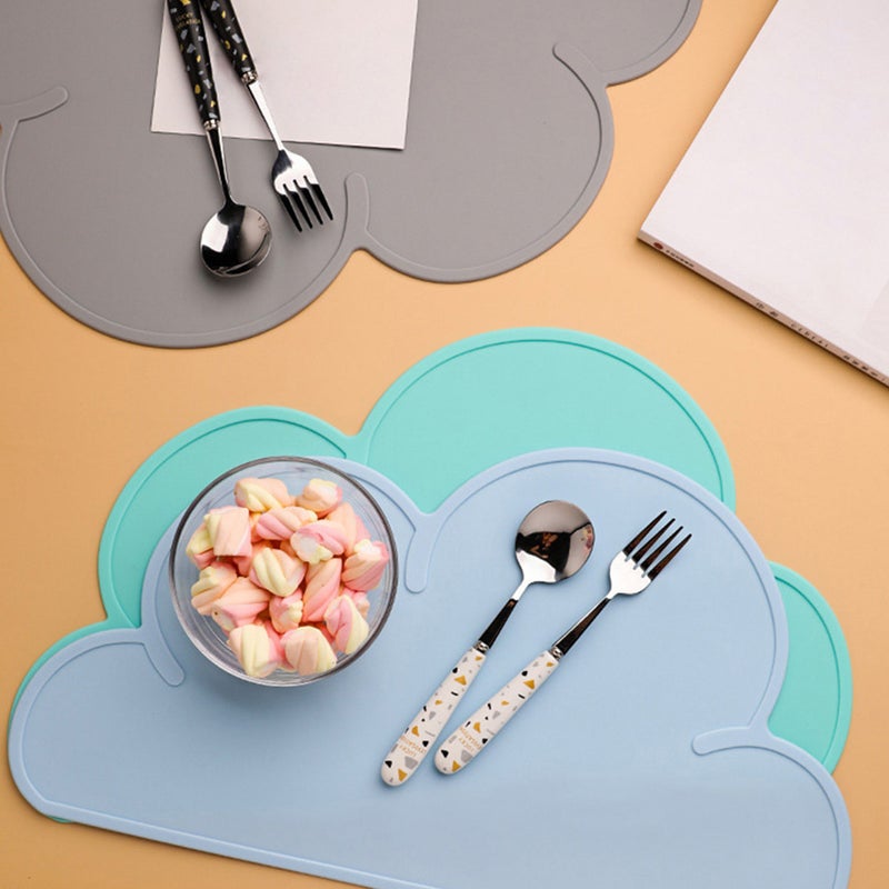 2Pcs Silicone Placemat Cartoon Cloud Table Mat Heat Insulated Pad (Random Color) - Image 3