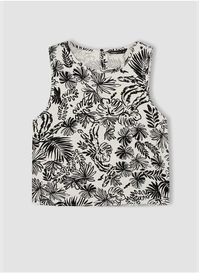 ديفاكتو Regular Fit Sleeveless Palm Print Crop Top