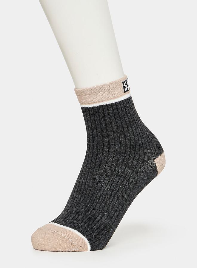 Styli Pack of 5 - Embroidered Patch Ribbed Detail Crew Socks  - Image 4