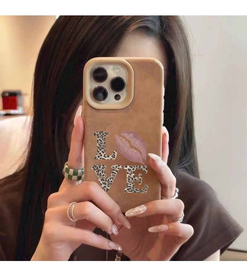 حقيبة هاتف بني من الجلد الصناعي لهاتف iPhone 17 Pro Max متوافقة مع هواتف 17 Air 16 15 14 13 12 11 Pro Max XR X XS Max بتصميم نقش الشفاه والنمر - Image 5