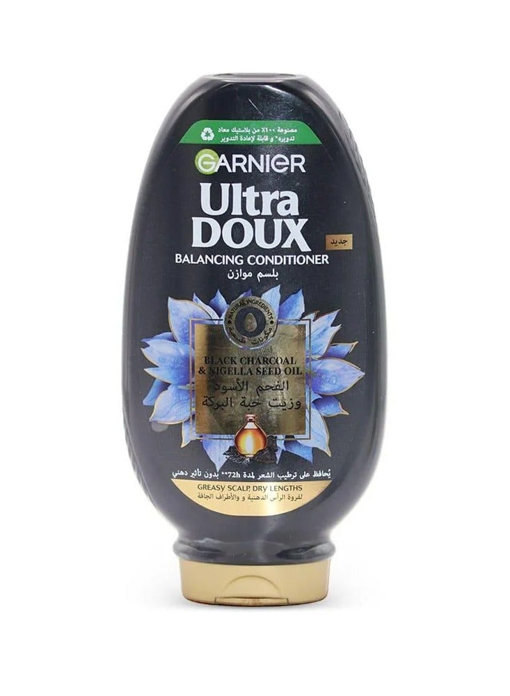 غارنييه الترا دو  بلسم فائق التغذية  بلاك تشاركول وزيت بذور النيجيلا ٣٦٠ مل - Image 1