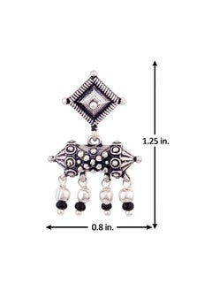 VOYLLA Nayantara Geometric Design Earrings  - Image 4