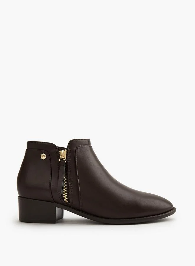 فلورا بيلا من شو إكسبرس Flora Bella Solid Ankle Boots With Zip Closure