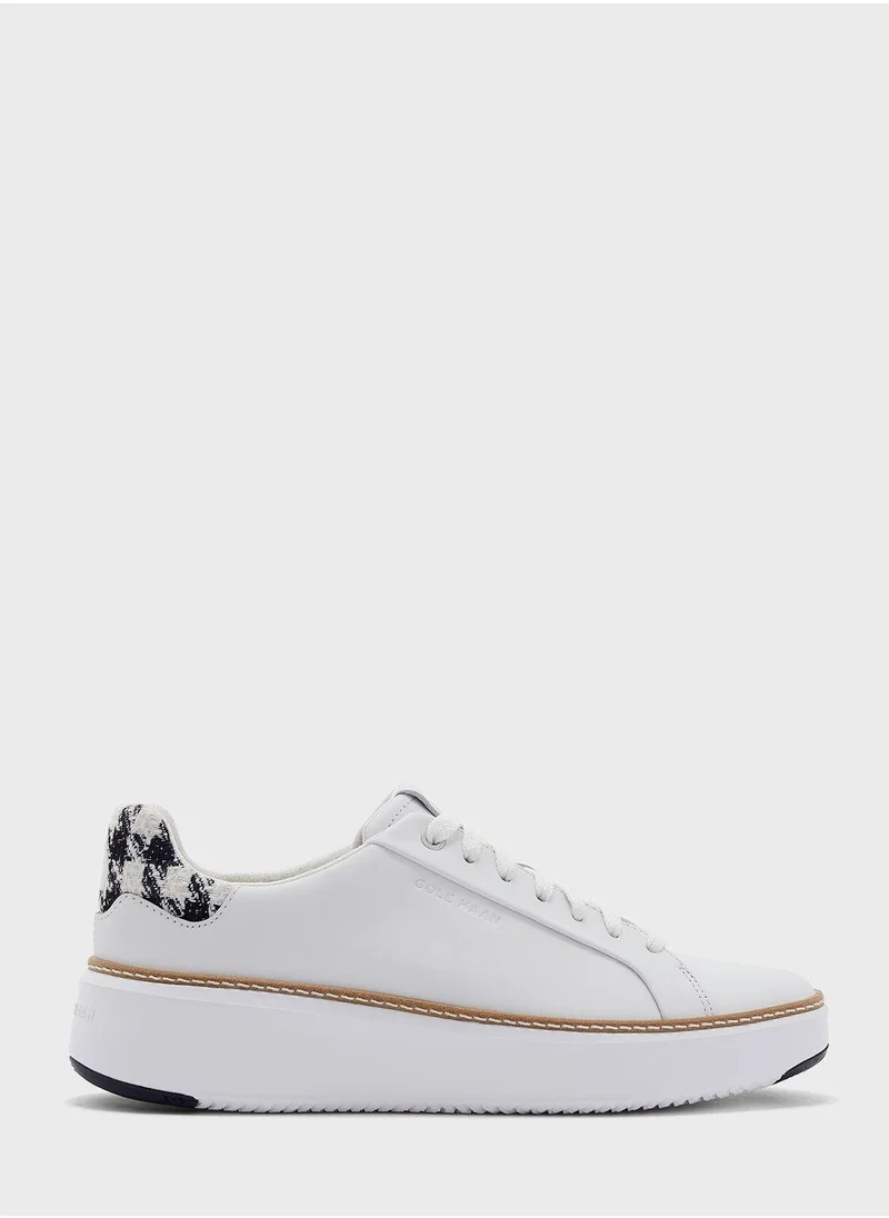 COLE HAAN Lace Up Low Top Sneakers